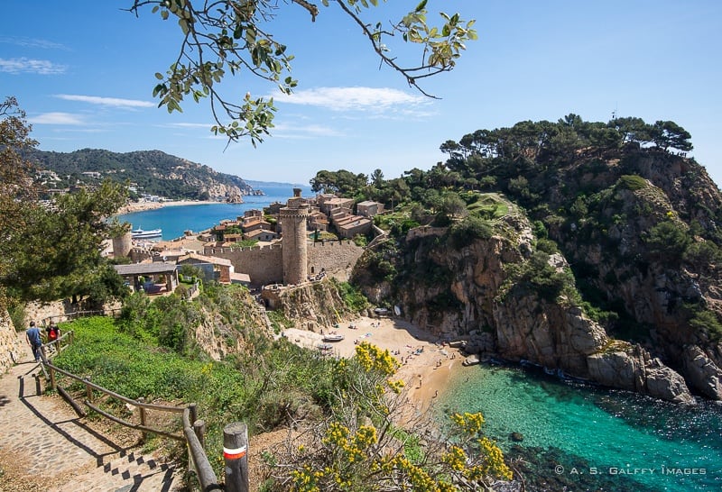 Tossa de Mar – One of the Cutest Towns in Costa Brava, Spain