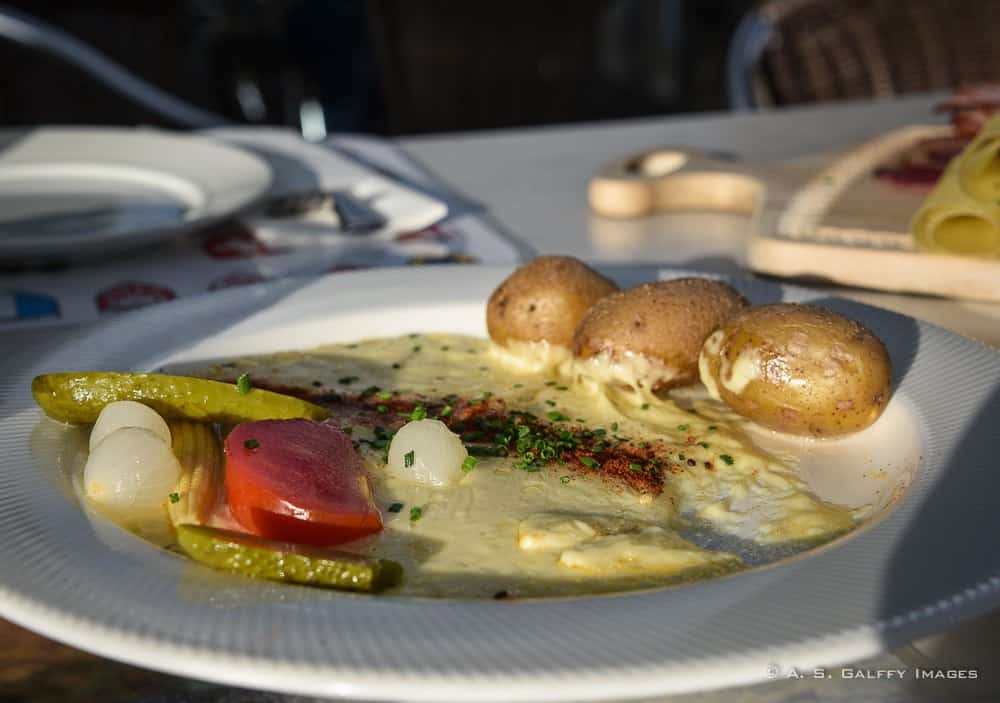 Swiss raclette