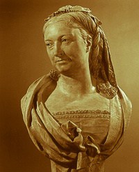 Madame Pelouze bust statue