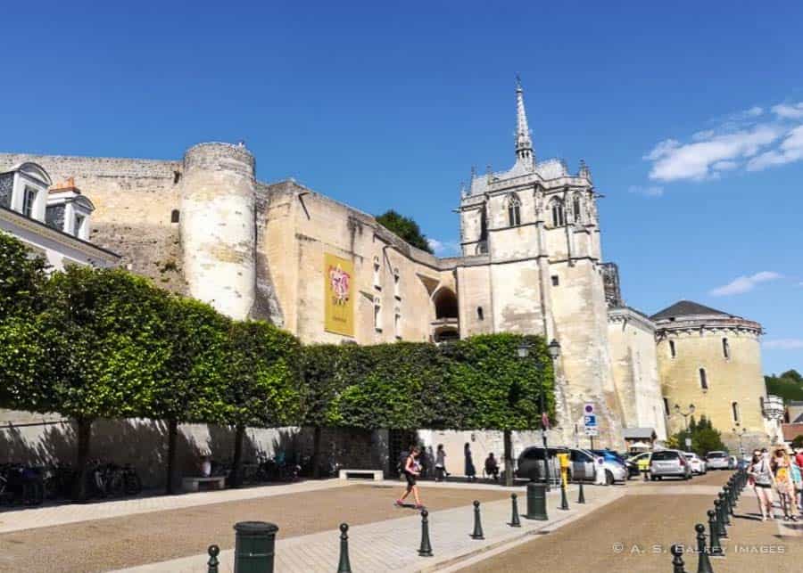Chateau d'Amboise seen from the street