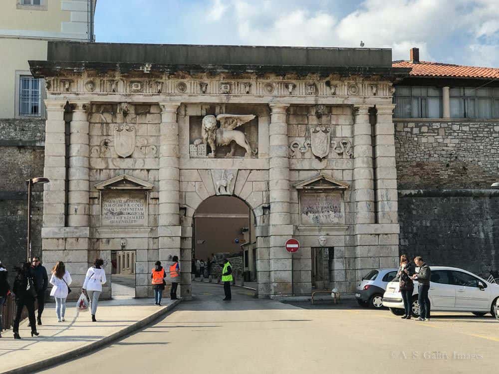 Image depicting the Venetian Land Gate in Zadar