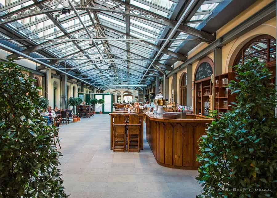 Passageway restaurant in Dresden