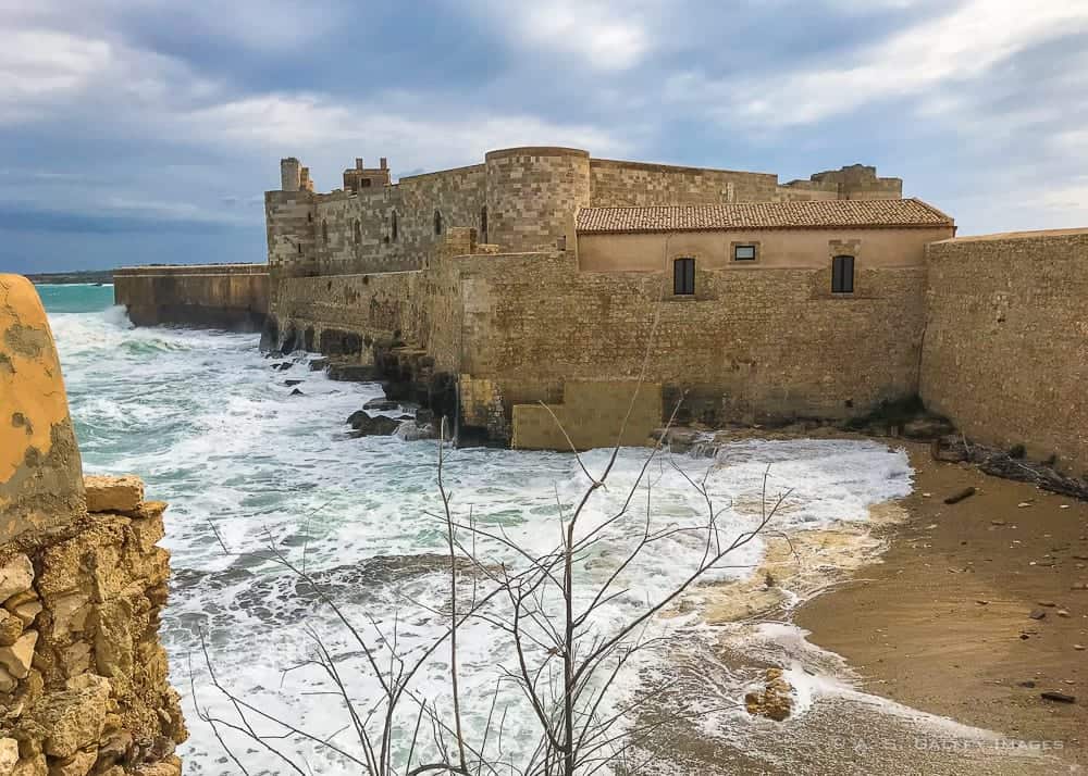 castello Maniace in Siracusa, Sicily Castello Maniace inSiracusa, Sicily