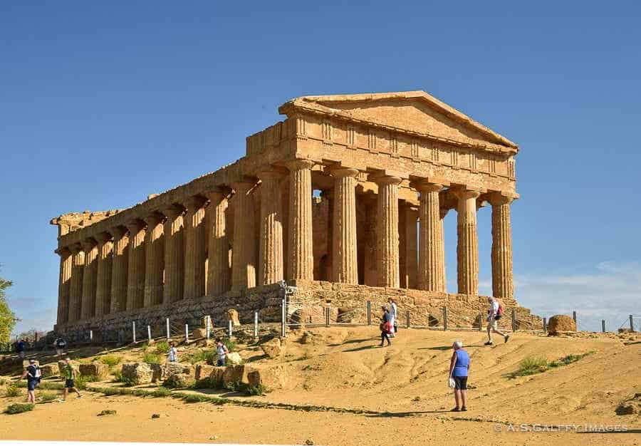 All You Should Know About Visiting the Valley of the Temples in Sicily