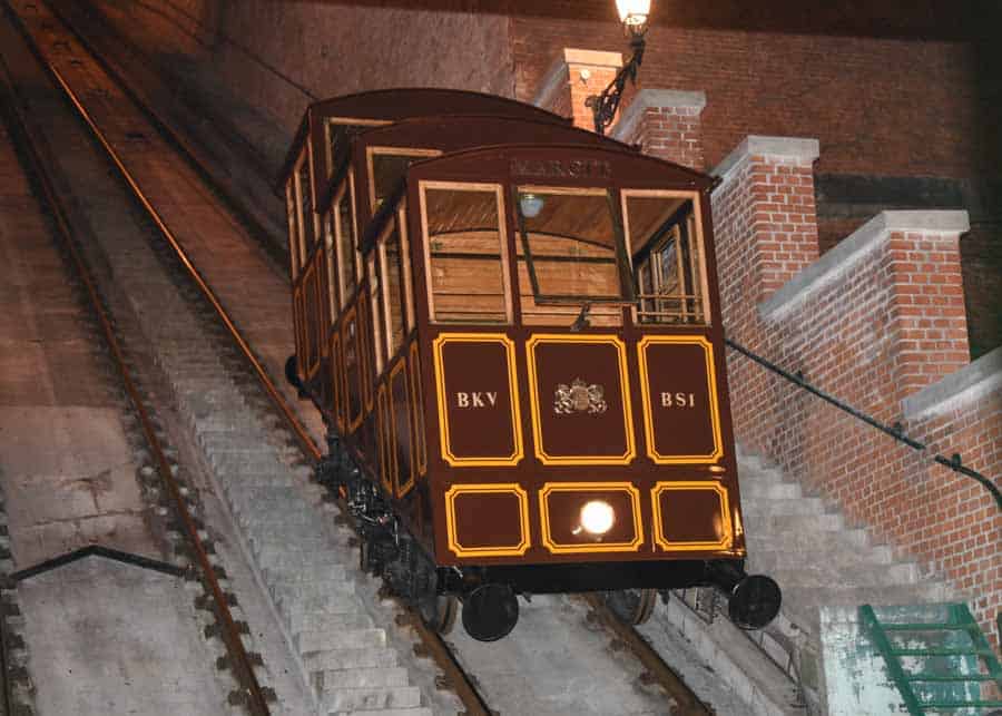 Funicular to the Old Town