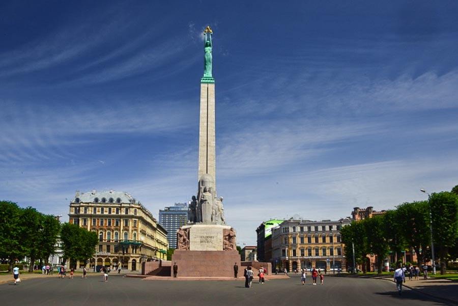 Riga monument