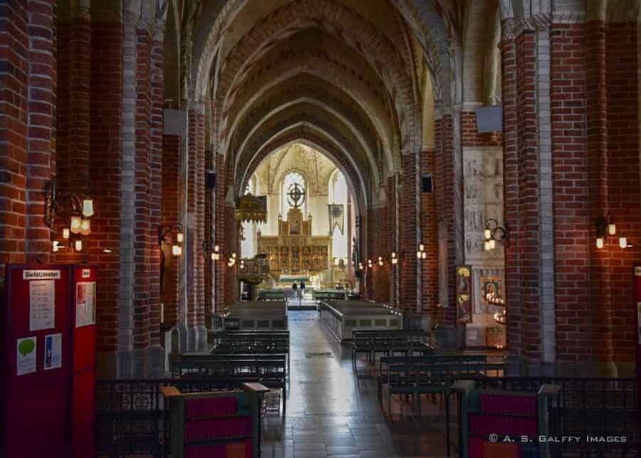 things to do in Stockholm, visiting Stragnas Cathedral