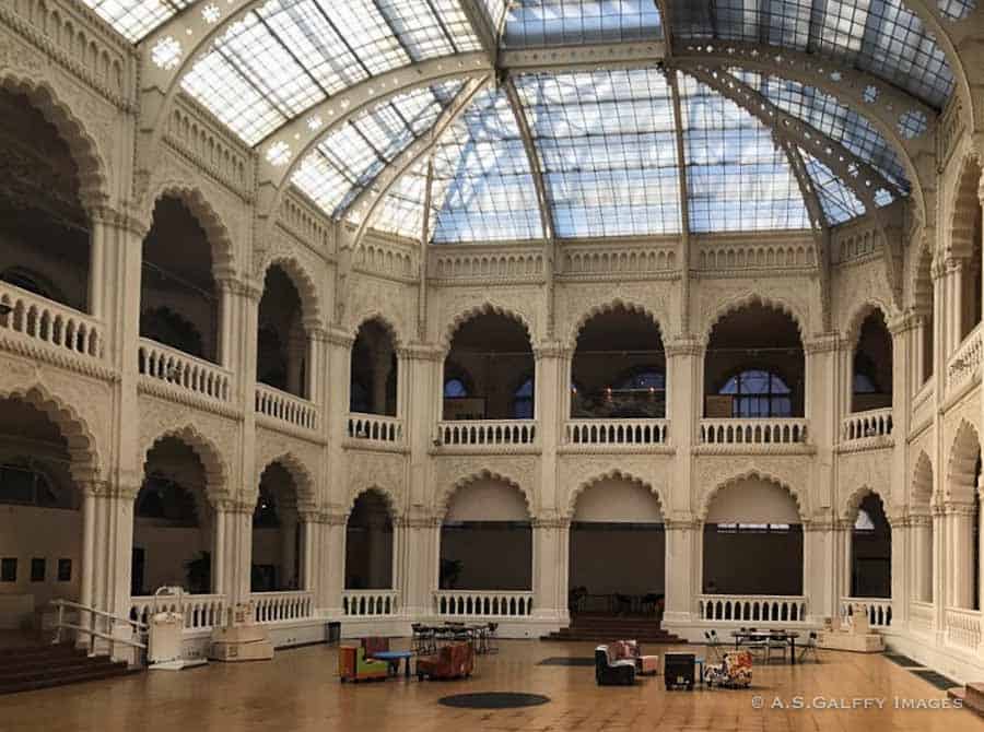 Inside the Museum of Applied Arts