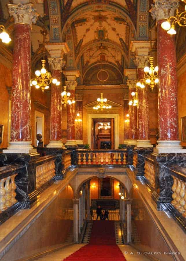 Opera House cultural venue in Budapest