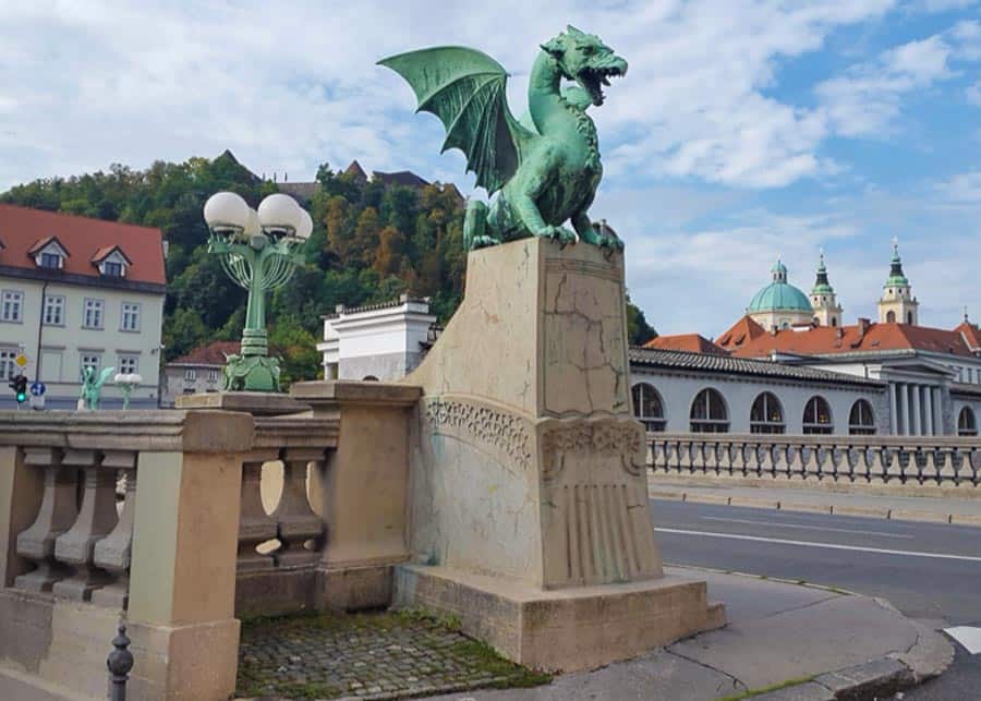 Vie of The Dragon Bridge